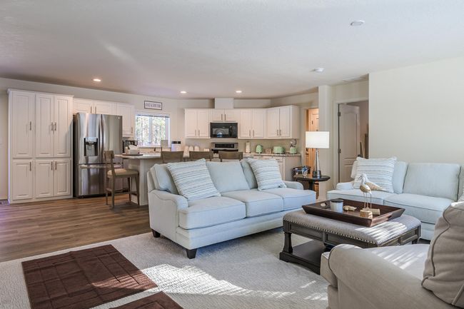 2_15450 pine tree dr - 02 | Image 11