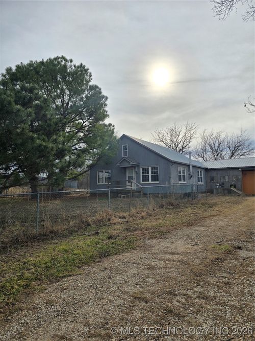 344100 E 4400 Rd, Pawnee, OK, 74058-2384 | Card Image