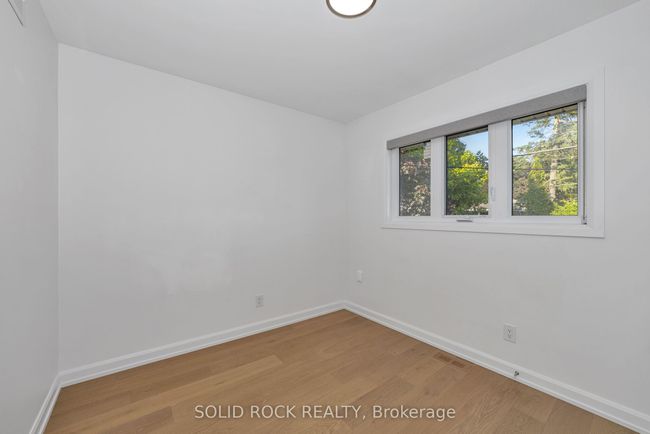 1229 Erindale Dr, House other with 4 bedrooms, 2 bathrooms and 3 parking in Ottawa ON | Image 17