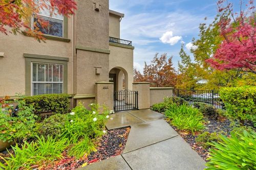 1517 Vessona Cir, Folsom, CA, 95630-7828 | Card Image