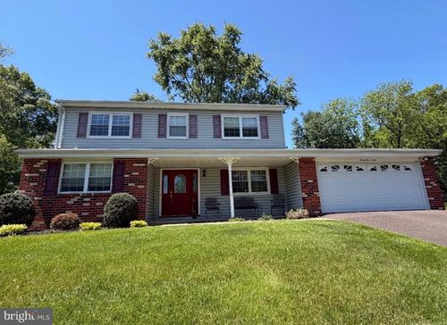 2420 Exton Rd, HATBORO, PA, 19040-2507 | Card Image