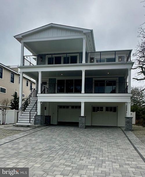 12 W 5th St, Barnegat Light, NJ, 08006-1452 | Card Image