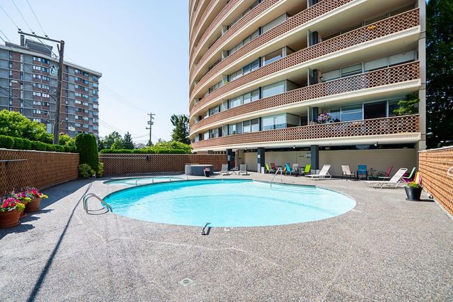 1005 - 2135 Argyle Avenue, Condo with 2 bedrooms, 2 bathrooms and 1 parking in West Vancouver BC | Image 28