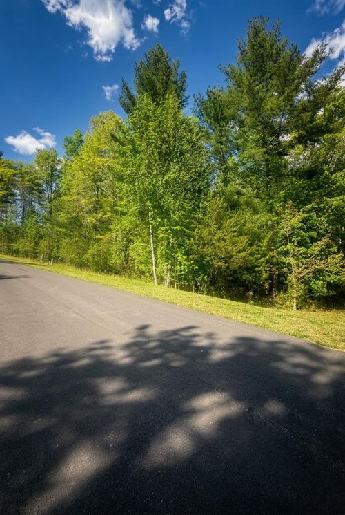 140 Nathaniels Way, Blairsville, GA, 30512-4002 | Card Image