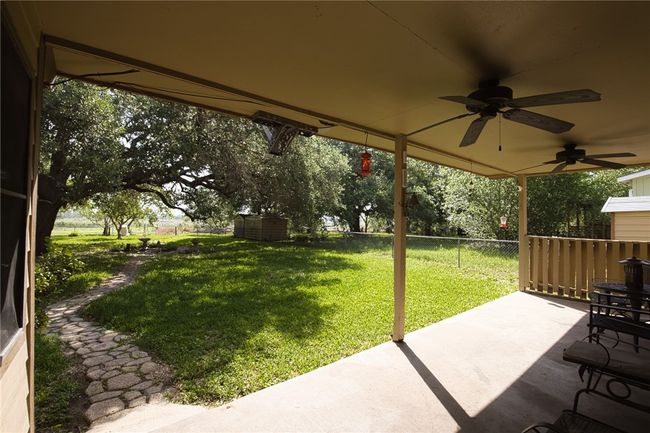 146 Lake Meadows Rd, House other with 4 bedrooms, 3 bathrooms and null parking in Mathis TX | Image 8