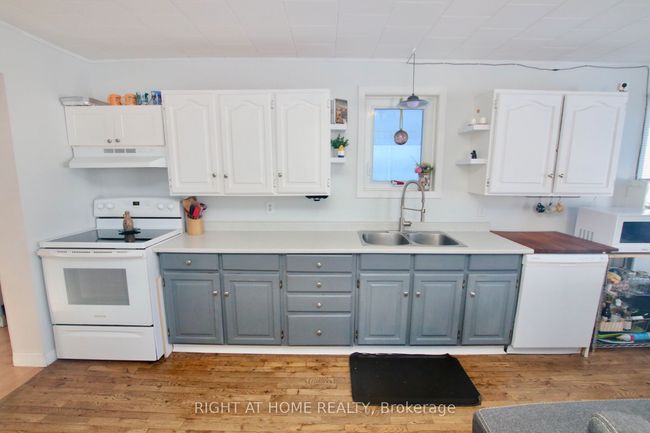 4529 Ste Catherine St, House other with 2 bedrooms, 1 bathrooms and 1 parking in Saint Isidore ON | Image 5