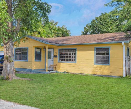 713 Ne 35th St, Oakland Park, FL, 33334-2855 | Card Image