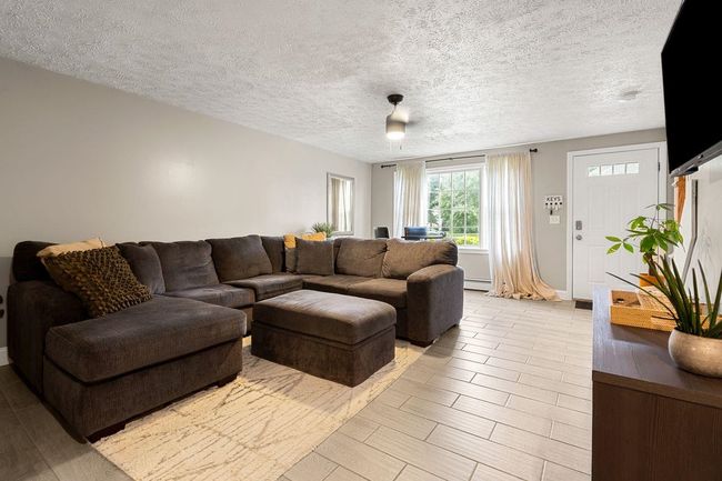 UNIT-19 - 15 Culver St, Condo with 2 bedrooms, 2 bathrooms and null parking in Plaistow NH | Image 6