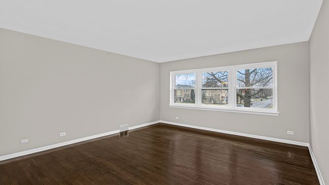 APT-2E - 10630 W Cermak Rd, Condo with 2 bedrooms, 2 bathrooms and 2 parking in Westchester IL | Image 4