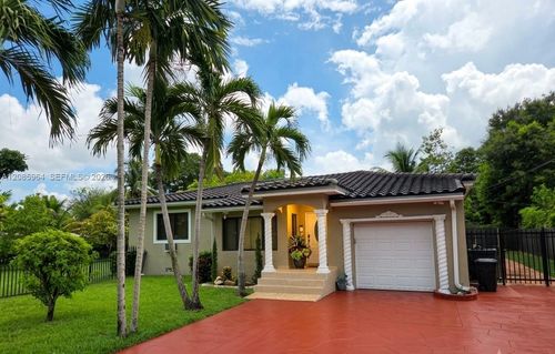 na-240 Ne 152nd St, Miami, FL, 33162-5016 | Card Image