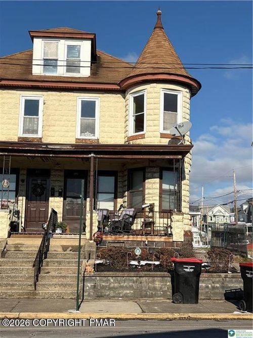 apt-2-404 Mahoning St, LEHIGHTON, PA, 18235-1328 | Card Image