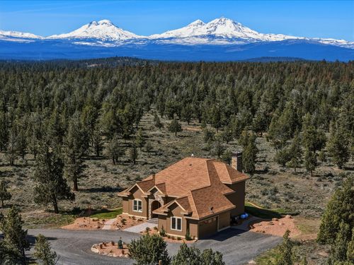 18150 Wanona Rd, Sisters, OR, 97759-9312 | Card Image