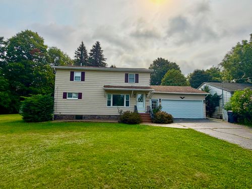 1447 71 1/2 St, South Haven, MI, 49090 | Card Image