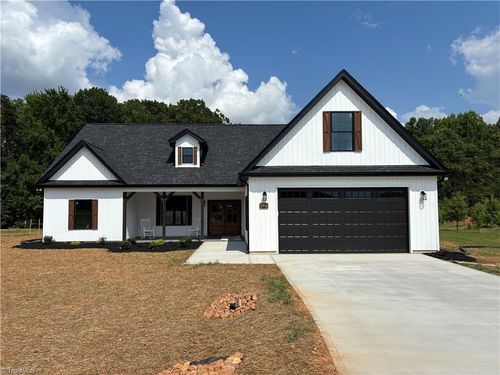 7846 Jackson School Rd, Browns Summit, NC, 27214-9720 | Card Image