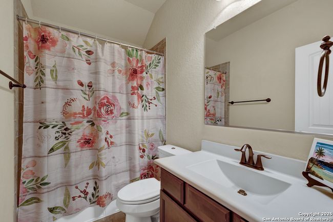 2330 Broken Wheel Ln, House other with 4 bedrooms, 4 bathrooms and null parking in New Braunfels TX | Image 31