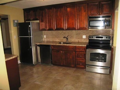 240 Ne 55 Street, Oakland Park, FL, 33334 | Card Image
