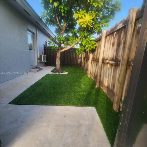 b-14639 Sw 158th Path, Miami, FL, 33196-6789 | Card Image