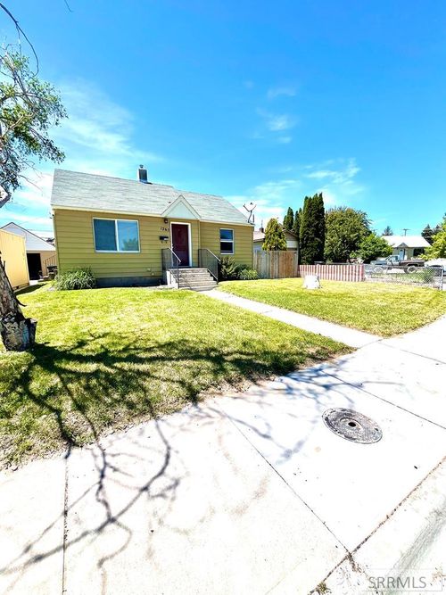 1265 Wadsworth Dr, Idaho Falls, ID, 83402-2105 | Card Image