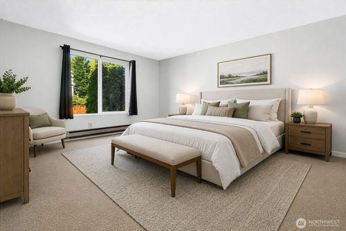 a302-8812 20th Ave Ne, Seattle, WA, 98115-8284 | Card Image