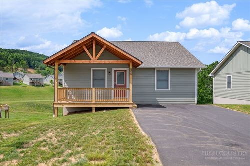 109-233 Ava Way, Boone, NC, 28607-0810 | Card Image