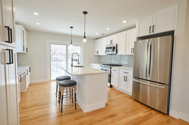 34 State St, House other with 2 bedrooms, 2 bathrooms and 3 parking in New Rochelle NY | Image 9