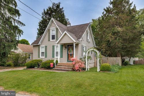 57 Grandview Ave, Hamilton, NJ, 08620-2923 | Card Image