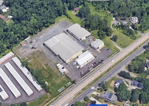 22 Us Highway 130, Bordentwn Twp, NJ, 08620-2718 | Card Image