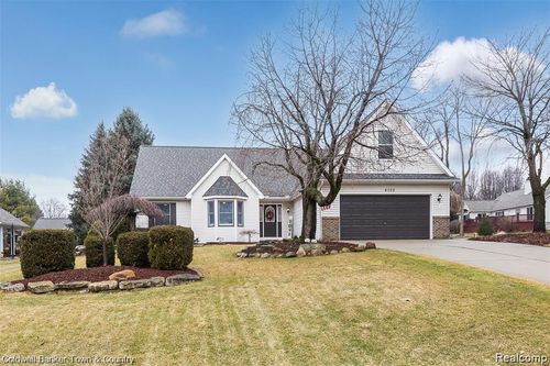 6322 E Horseshoe Trl, Linden, MI, 48451-8939 | Card Image