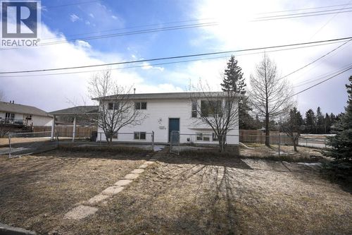 1497 Mccullagh Ave, Prince George, BC, V2L5A3 | Card Image