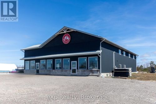 10075 Highway 6, Georgian Bluffs, ON, N0H2T0 | Card Image