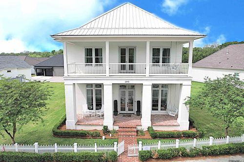 2819 Pointe Marie Dr, Baton Rouge, LA, 70820-2603 | Card Image