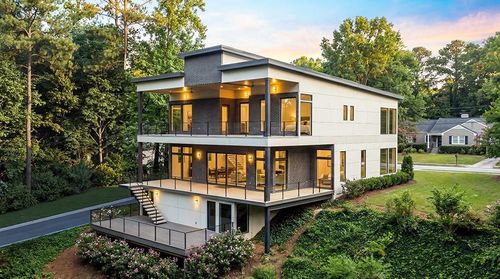 1424 Sylvan Circle Ne, Brookhaven, GA, 30319 | Card Image