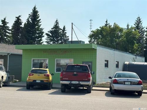 17 Centre St, Neilburg, SK, S0M2C0 | Card Image