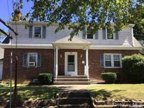1st-fl-75 Searingtown Rd, Albertson, NY, 11507-1158 | Card Image