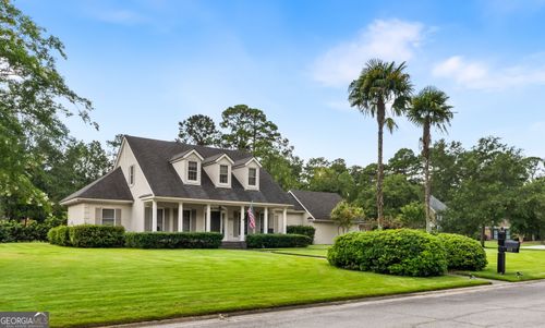113 Pine Lakes Ave, Savannah, GA, 31405-1013 | Card Image