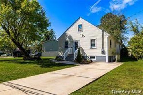 49 Elizabeth St, Roosevelt, NY, 11575-2444 | Card Image