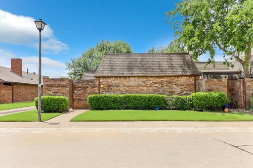 3132 San Sebastian Drive, Carrollton, TX, 75006 | Card Image