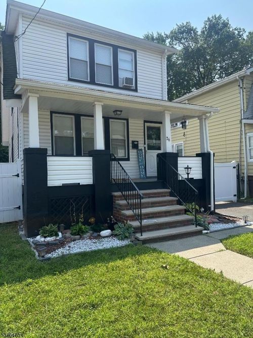 26 Fleetwood Pl, Newark, NJ, 07106-3506 | Card Image