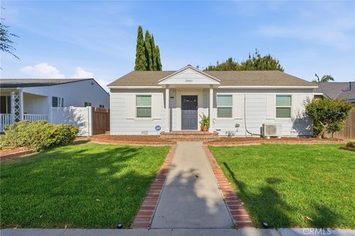 2860 Daisy Ave, Long Beach, CA, 90806-1430 | Card Image