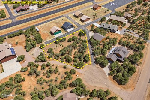 238-2323 Kitfox Cir, Overgaard, AZ, 85933-5220 | Card Image