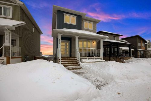 824 Athabasca Ave, Fort Mcmurray, AB, T9J1H7 | Card Image