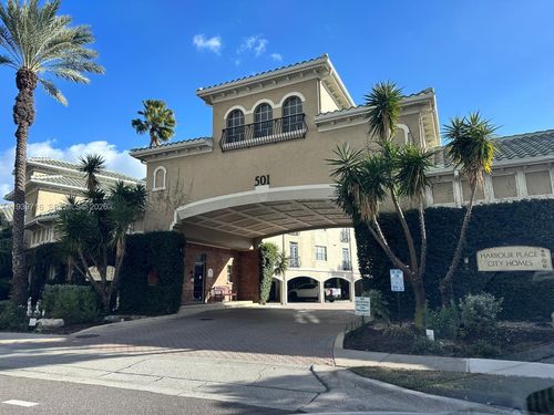 apt-1117-501 Knights Run Ave, TAMPA, FL, 33602-5941 | Card Image