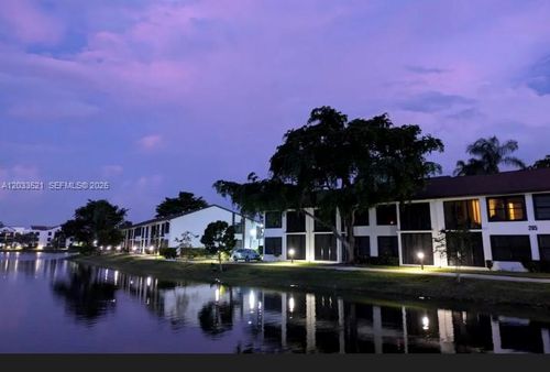 203-201 Lake Pointe Dr, Oakland Park, FL, 33309-7706 | Card Image