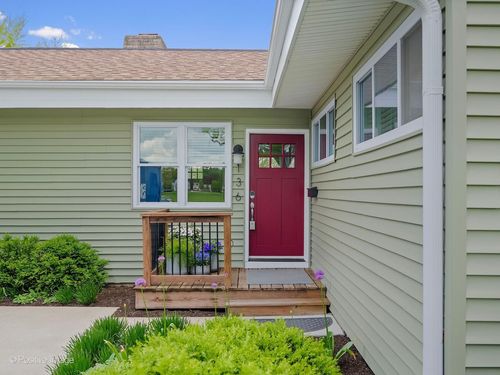 136 Green Valley Dr, Lombard, IL, 60148-2528 | Card Image