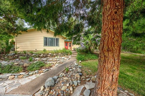 4955 Sterling Creek Rd, Jacksonville, OR, 97530-9071 | Card Image