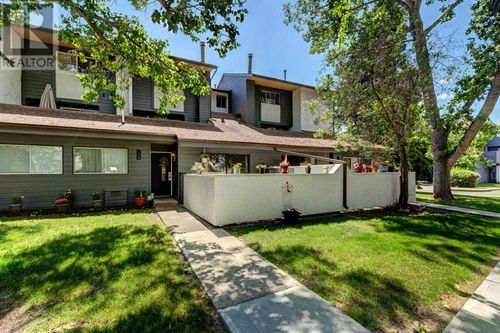 2520 Palliser Dr Sw, Calgary, AB, T2V4S9 | Card Image