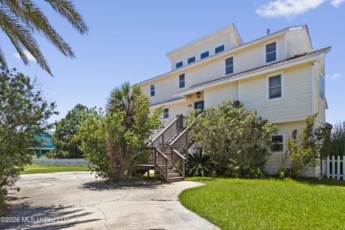 231 Fairway Dr, Pass Christian, MS, 39571-2126 | Card Image