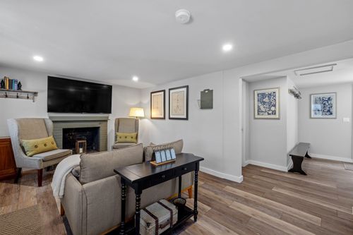 4-31 Water St, Bradford, NH, 03221-3328 | Card Image
