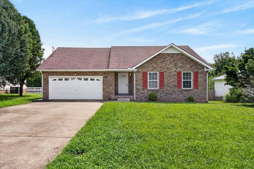 3723 Heather Dr, Clarksville, TN, 37042-7261 | Card Image