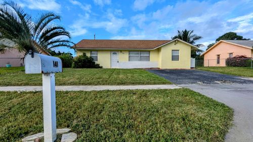 141 Ne 17th Ct, Boynton Beach, FL, 33435-2214 | Card Image